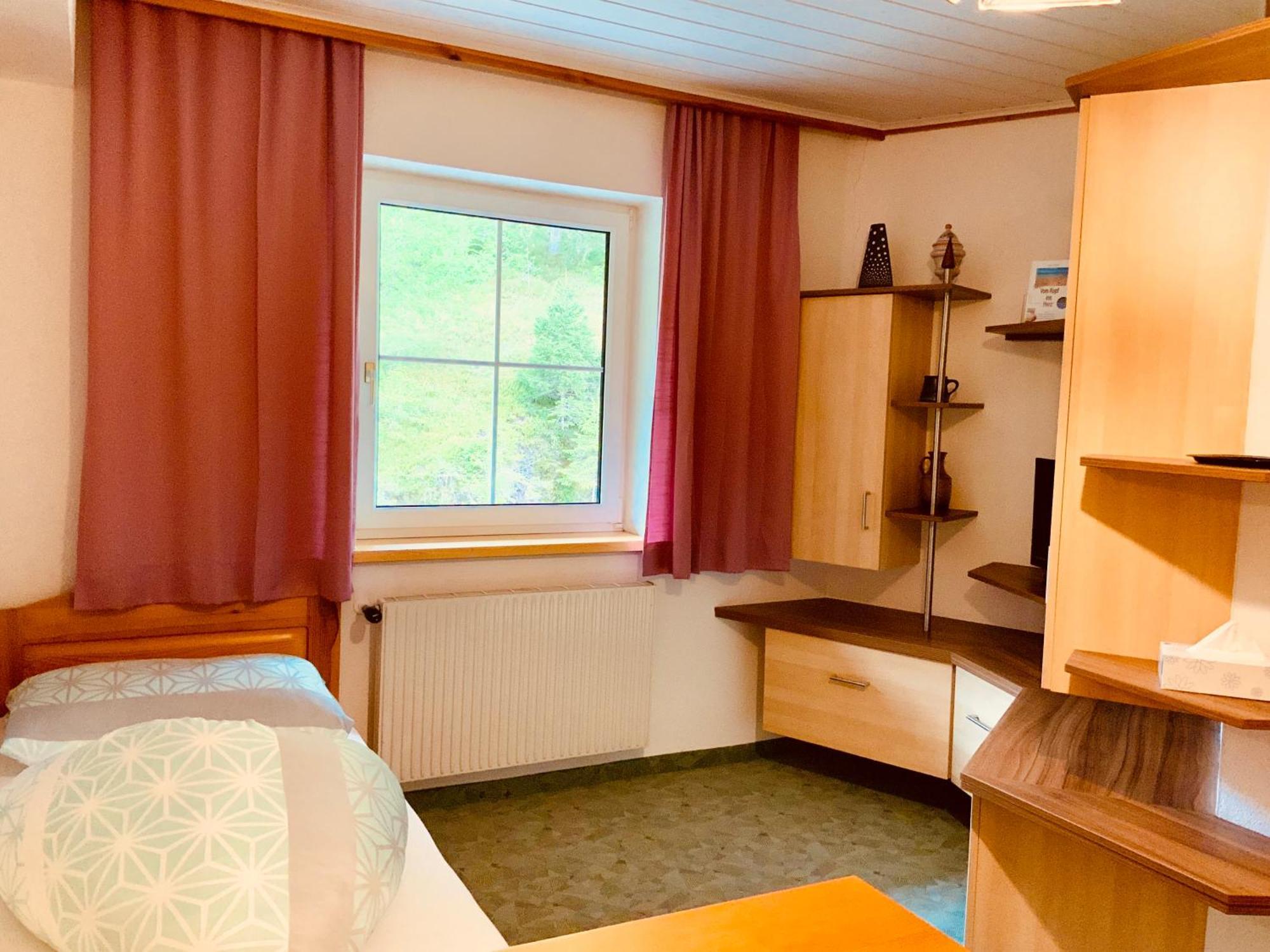 Motel Brunner Apartments & Zimmer Bad Eisenkappel Room photo