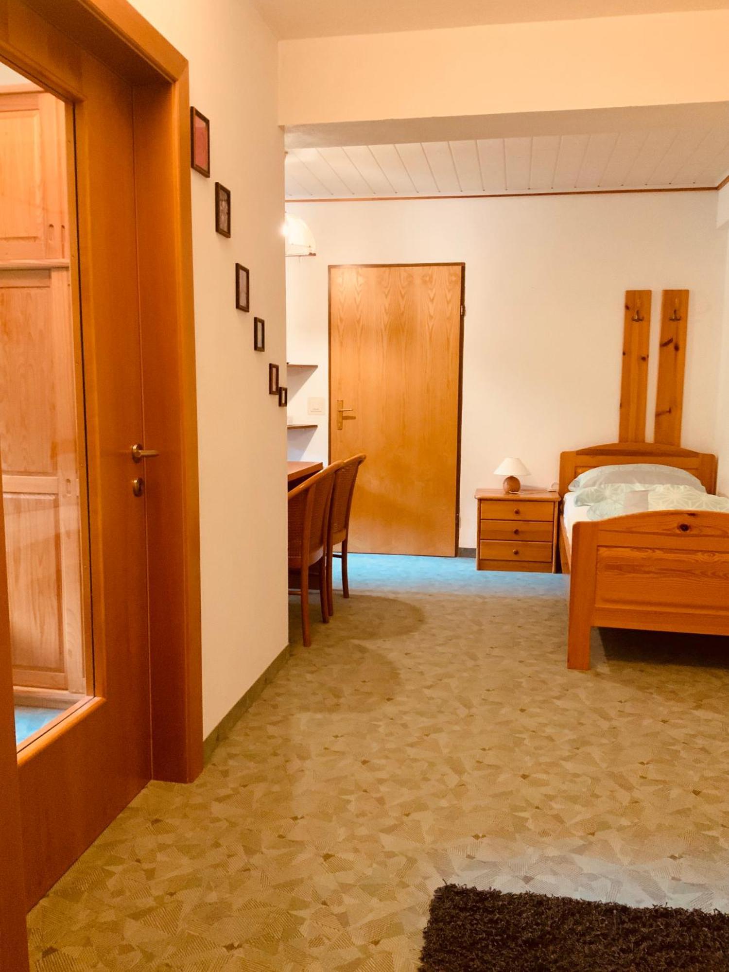 Motel Brunner Apartments & Zimmer Bad Eisenkappel Room photo
